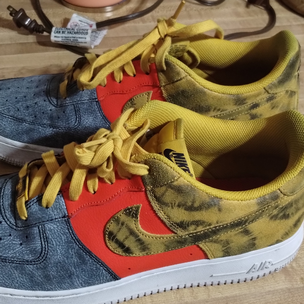 Mens shoed
